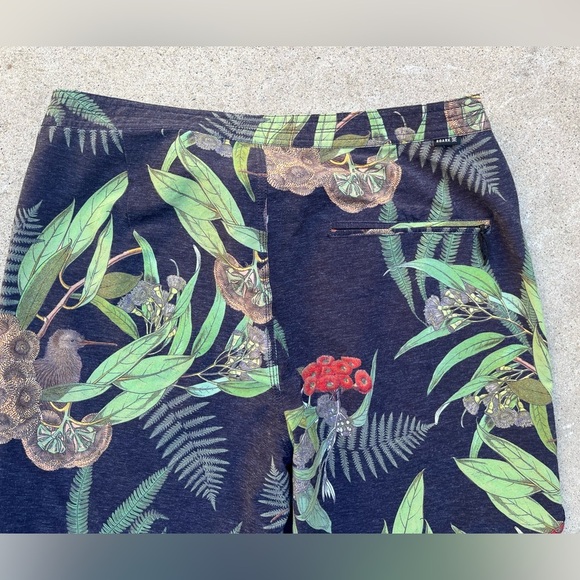 Men's Roark Board Shorts Multicolor Island 31 Surf Floral Beach Swim Activewear - Picture 10 of 15